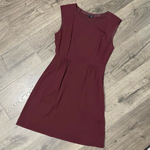 Theory sleeveless silk dress - size 4